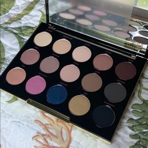Urban decay Gwen Stefani limited edition palette
